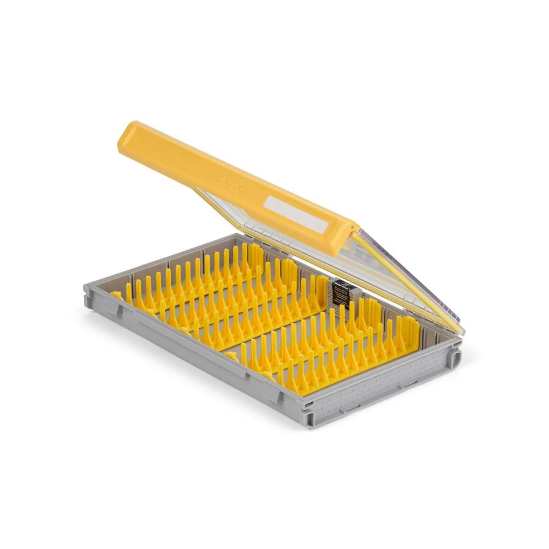 PLANO EDGE JIG/BLAIDED TACKLE BOX 3700 SERIES
