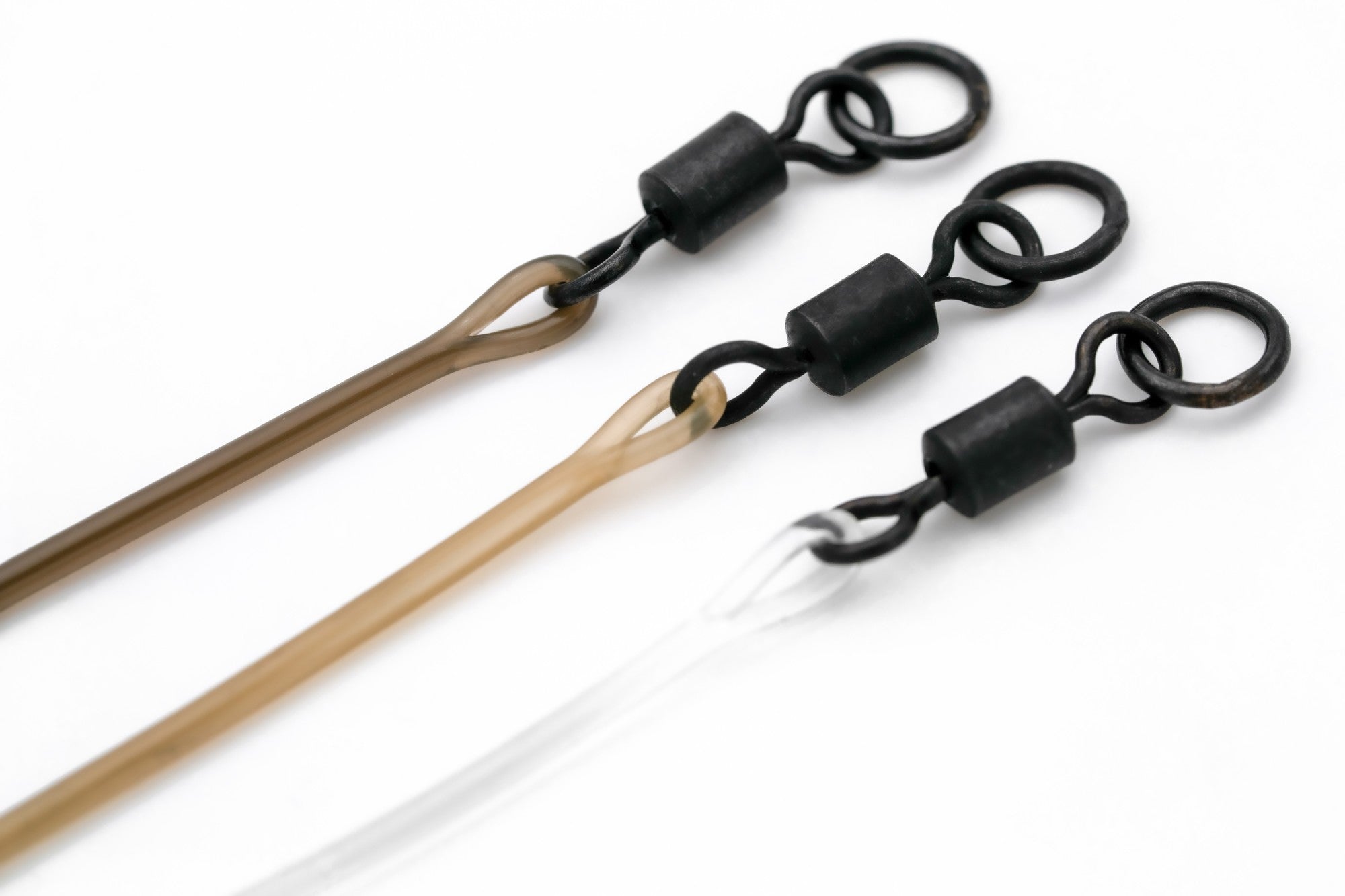 KORDA DARK MATTER RING SWIVEL LEADER