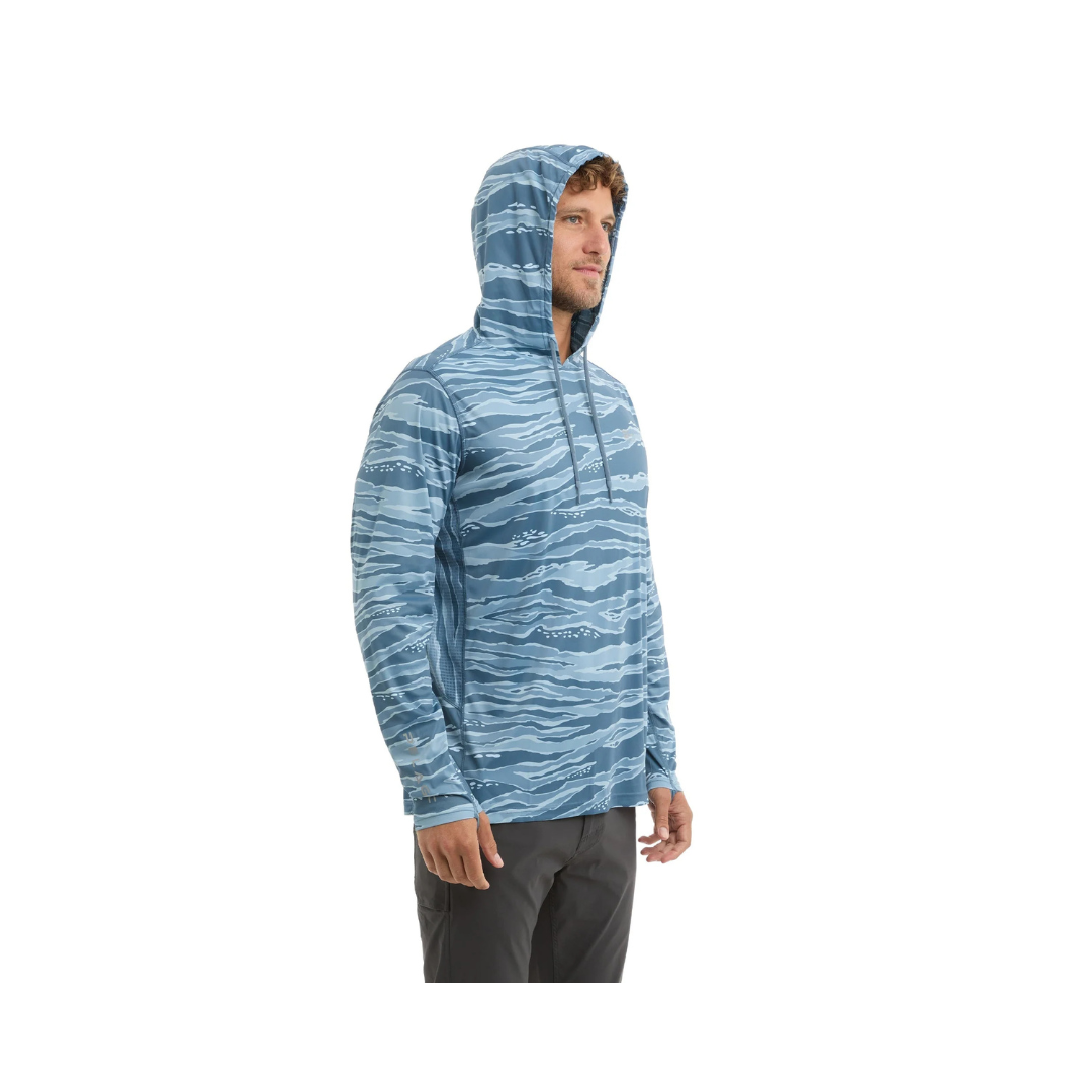 PELAGIC VAPORTEK HOODED FISHING SHIRT - WAHOO CAMO