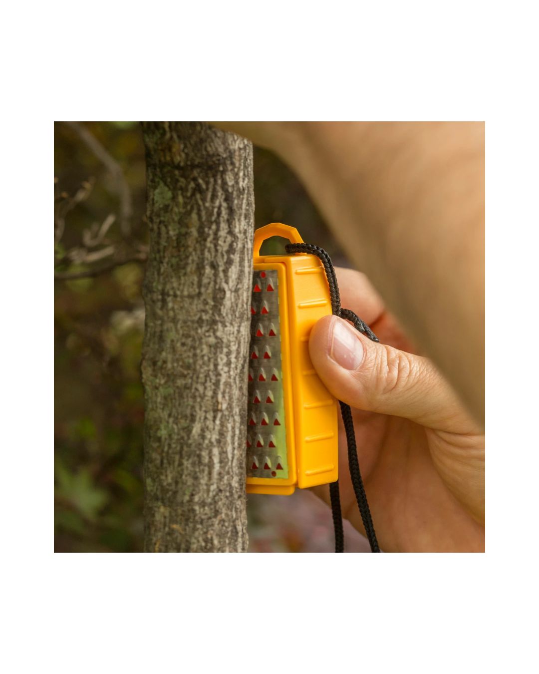 SMITH'S PACKPAL TINDER MAKER WITH FIRE STARTER