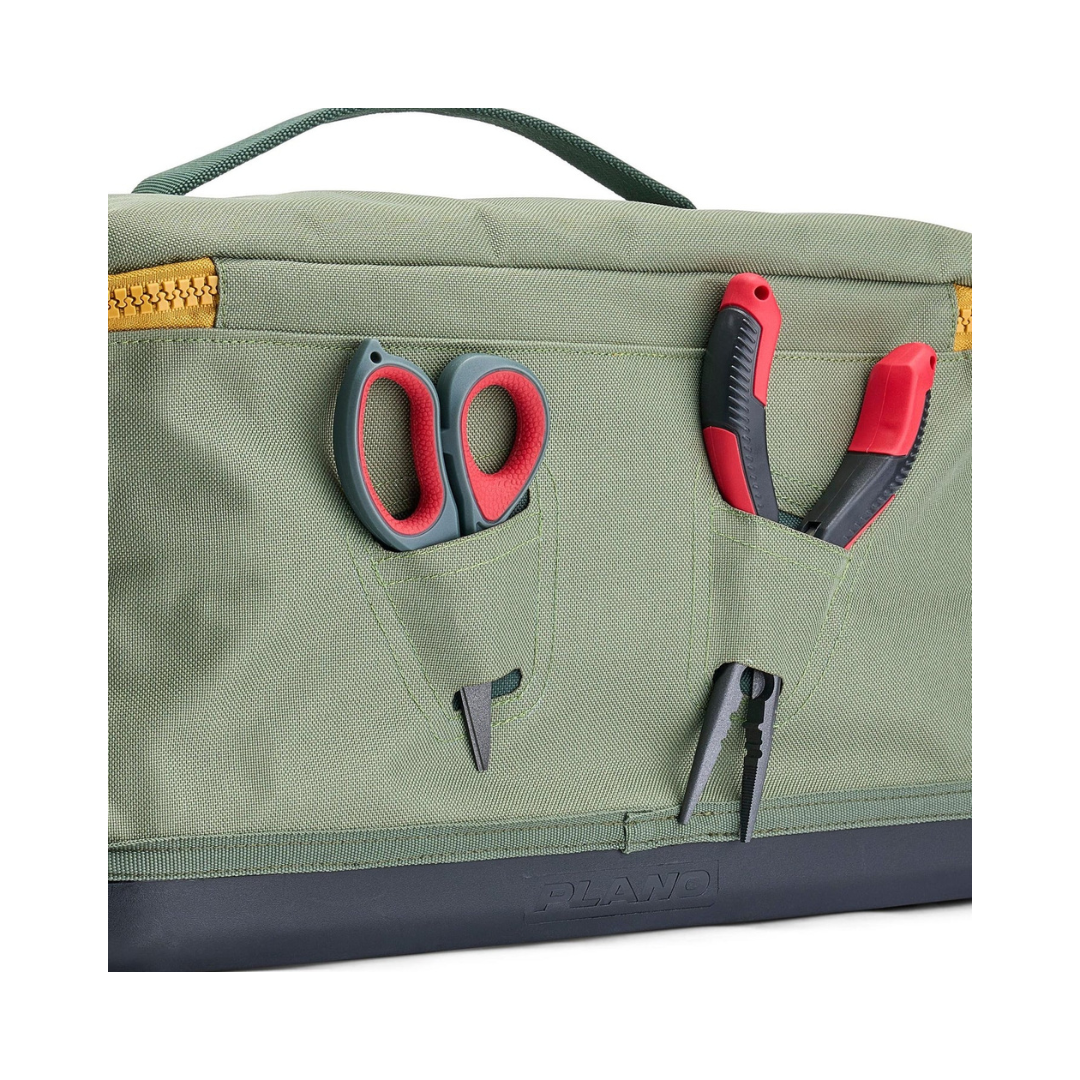 PLANO WEEKEND SERIES TACKLE BAG 3700 - MOSS