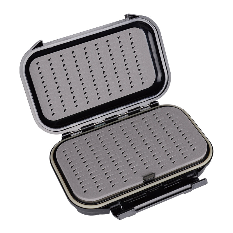 PREDATOR SLOT/SLOT WITH LEAF BACK MEDIUM FLY BOX B95